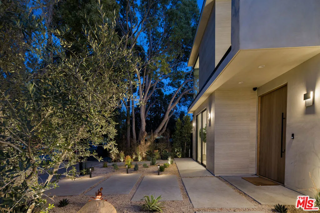 2115 Walnut Avenue, Venice, California 90291 home-pic-29